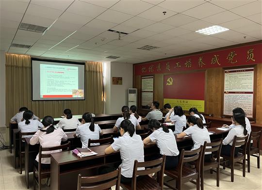 九游·体育(jiuyou.com)官方网站组织参加疫情常态化下建筑企业经营管理风险管控培训